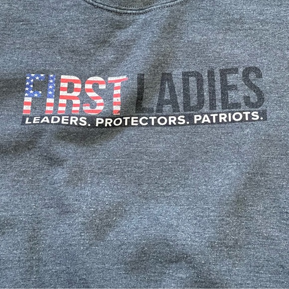 First Ladies Crewneck Large - Picture 2 of 3